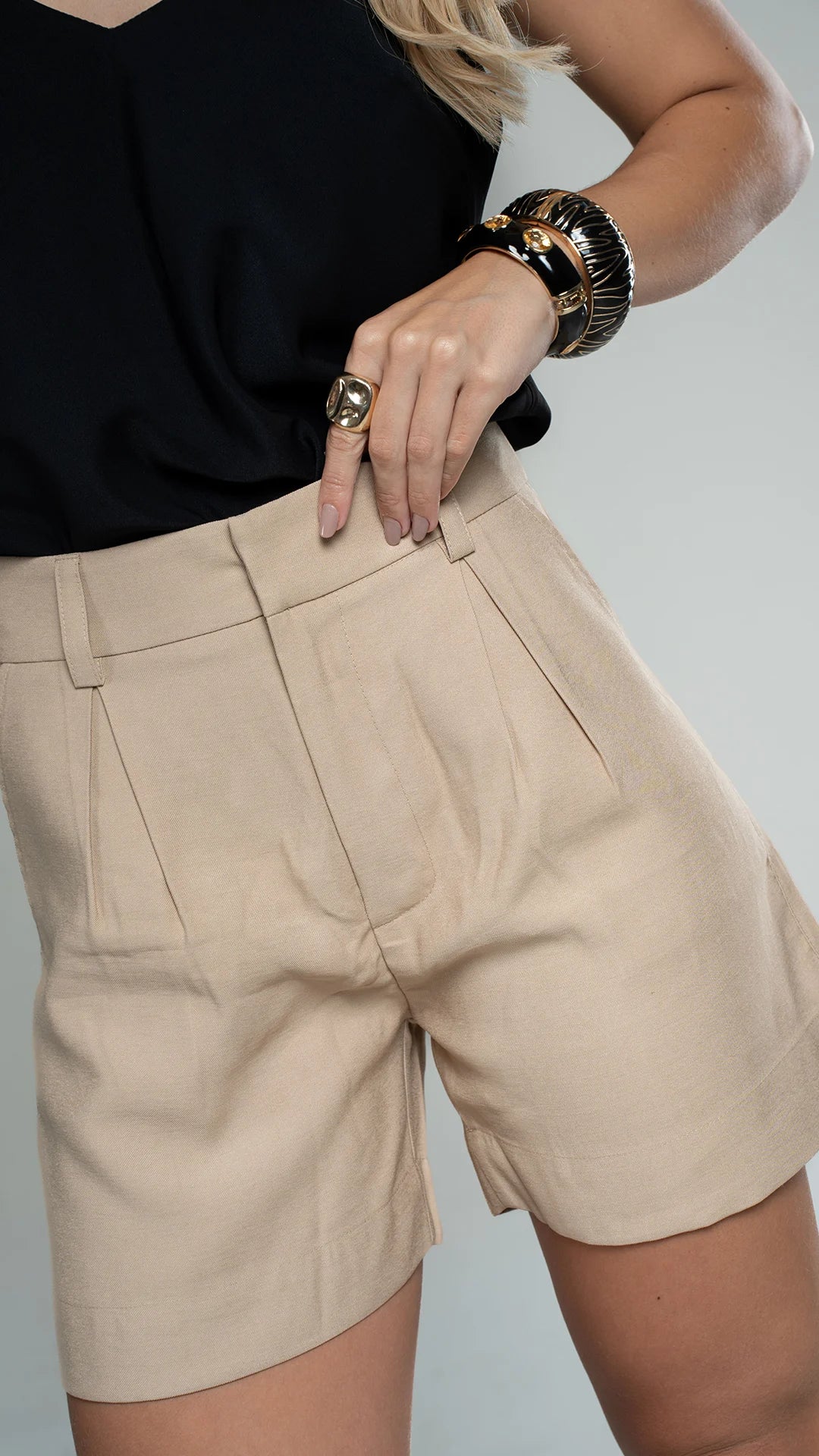 Short Alfaiataria Livia - Bege